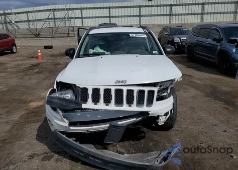 2016 Jeep Compass Sport из США, поврежденный, VIN 1C4NJDBB7GD725574